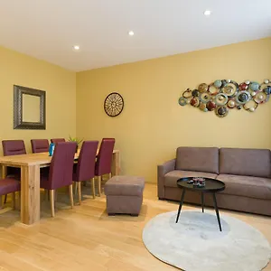 https://stay-apartments-pezzl.vienna-besthotels.com